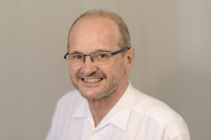 Dr. Peter Stumpner